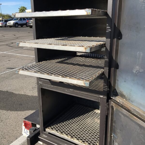Iron Titan 1000 – Trailer Offset Smoker - Image 5