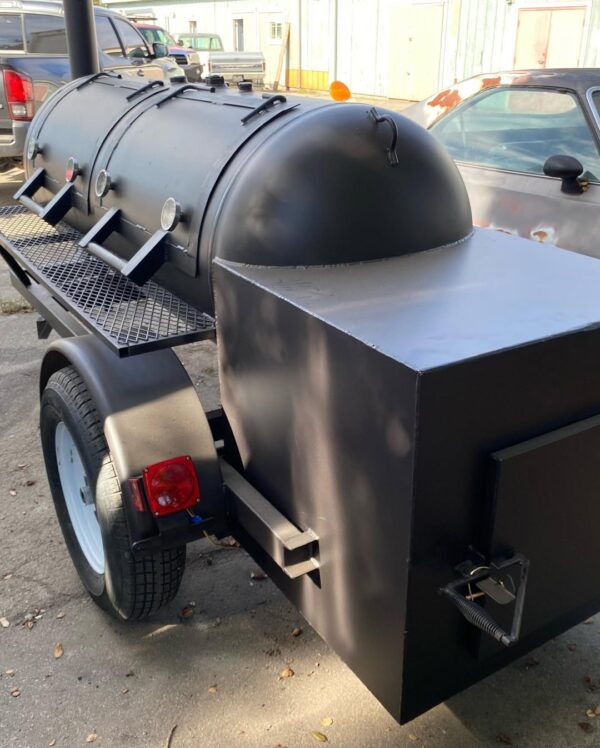Iron Beast 250 Trailer Offset Smoker - Image 2