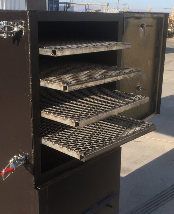 Backyard Beast 750 – Offset + Vertical Cabinet Smoker - Image 3