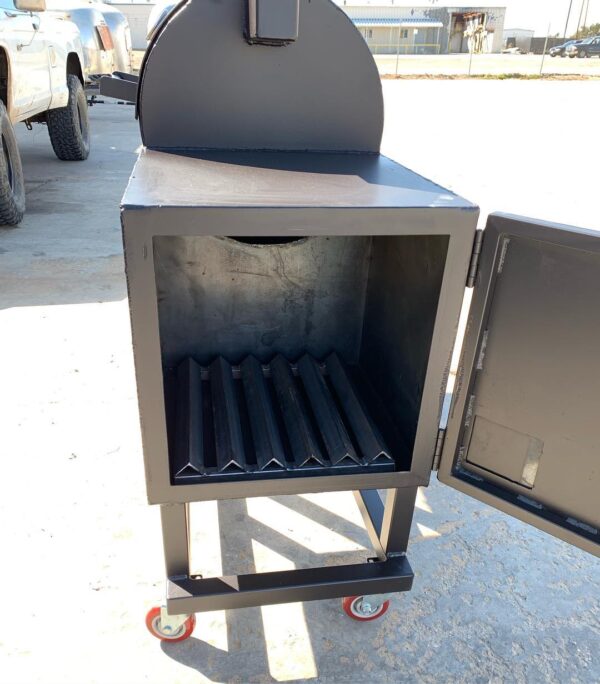 Backyard Pitmaster 600 – Offset Smoker - Image 4